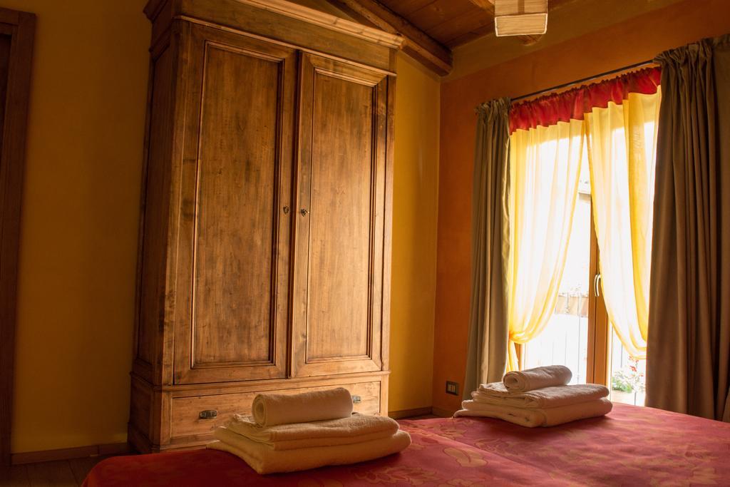 Holiday Home Ca' Del Cinema Mombercelli Quarto foto